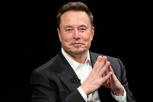 A História de Elon Musk o Empreendedor