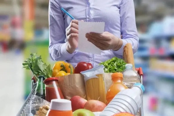 Como economizar nas compras do mercado?
